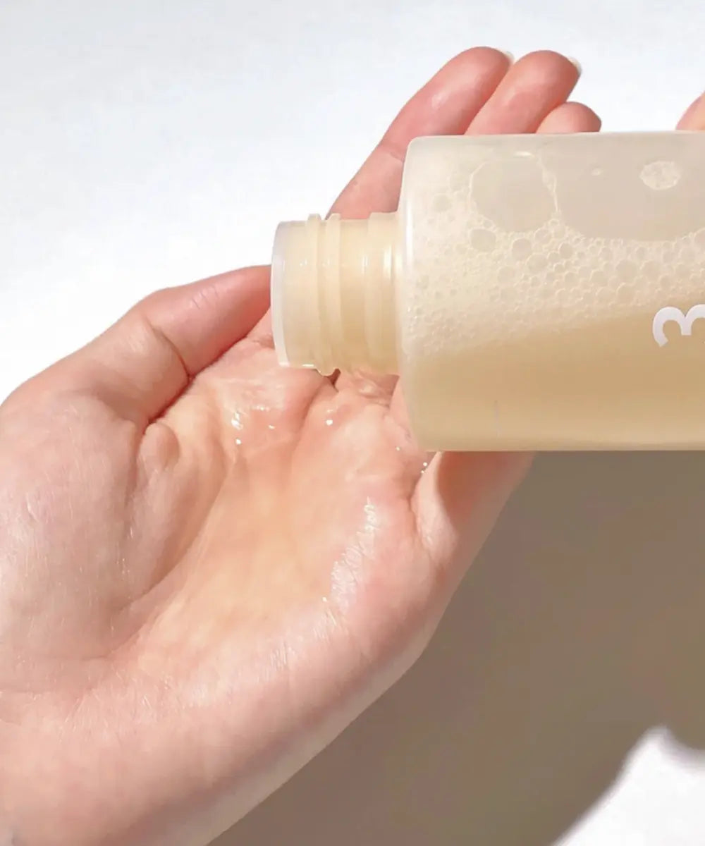 No.3 Super Glowing Essence Toner NUMBUZIN