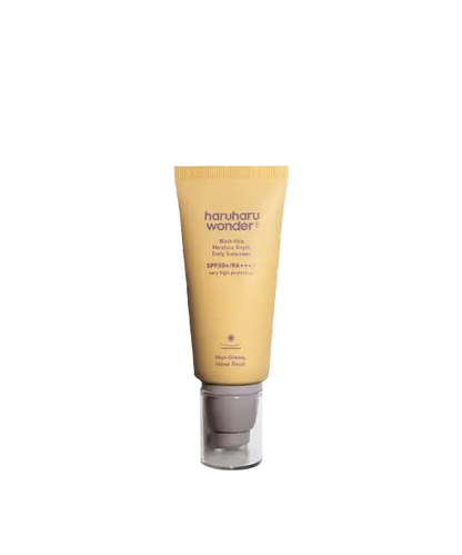 WONDER Black Rice Moisture Airyfit Daily Sunscreen SPF50+ PA++++ HaruHaru WONDER